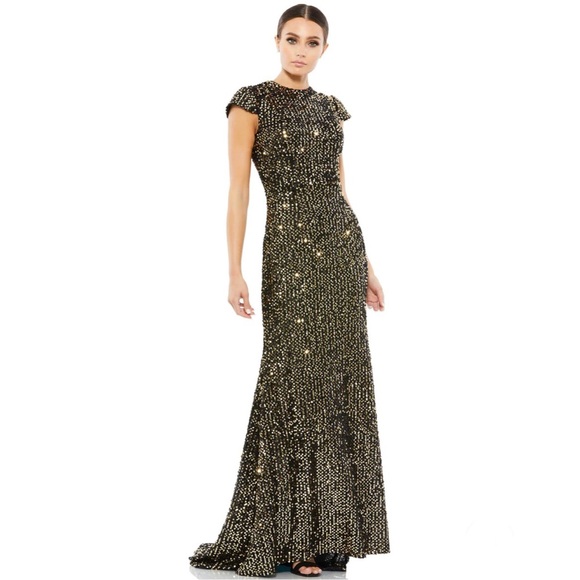 Mac Duggal Dresses & Skirts - IEENA FOR MAC DUGGAL Sequined Cap Sleeve High Neck Gown NEW Size 8 Black Gold
